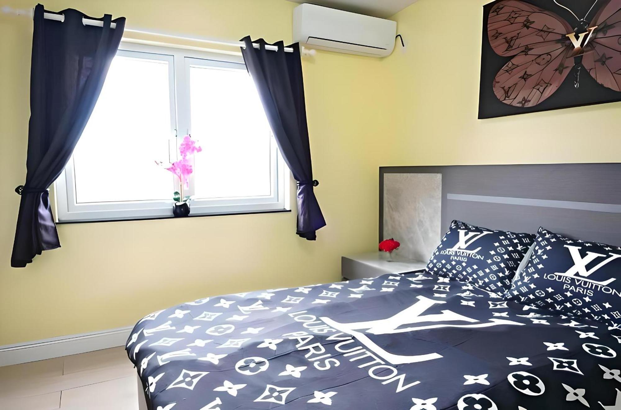 Apartment In Downtown At The Beach ナッソー エクステリア 写真