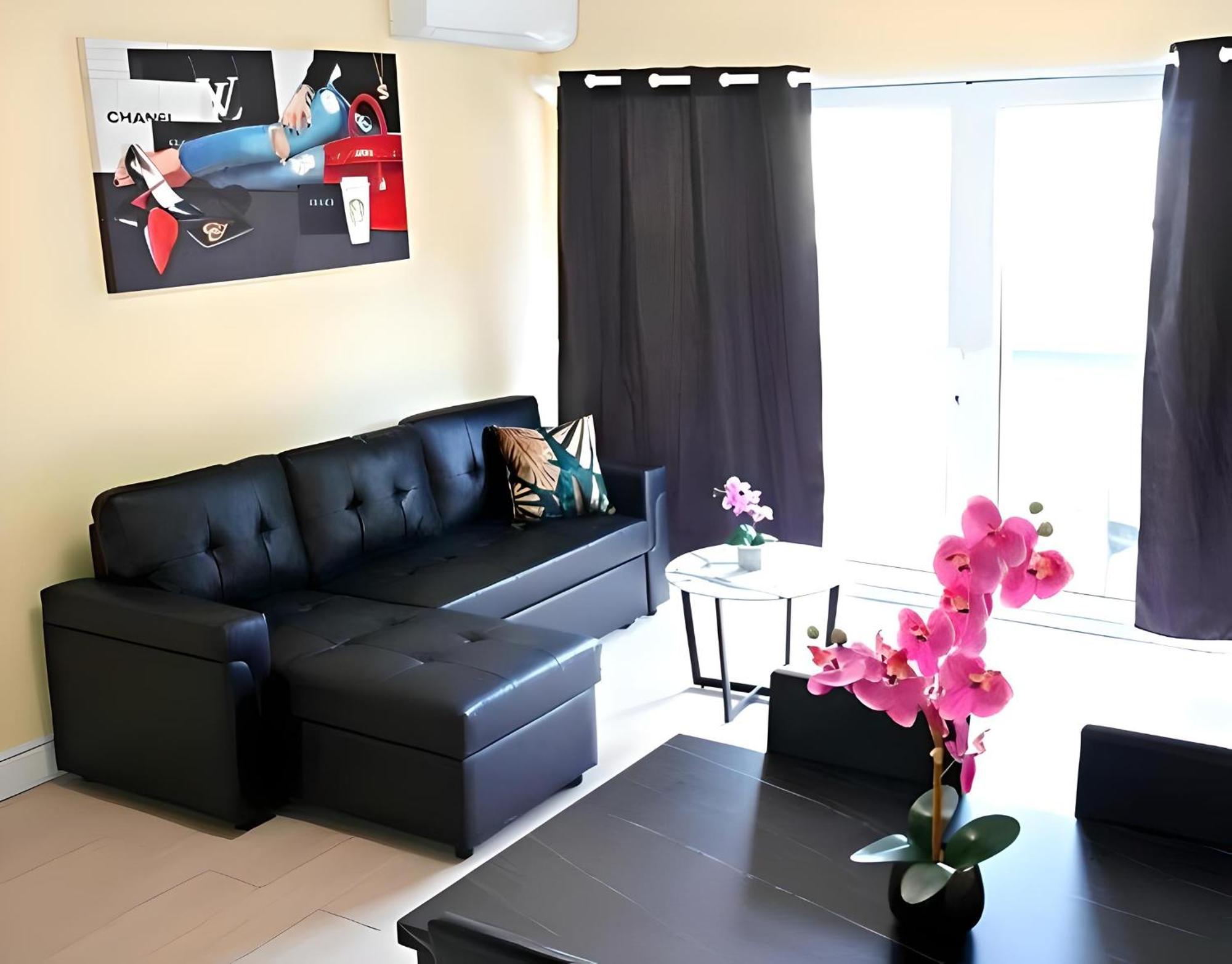 Apartment In Downtown At The Beach ナッソー エクステリア 写真